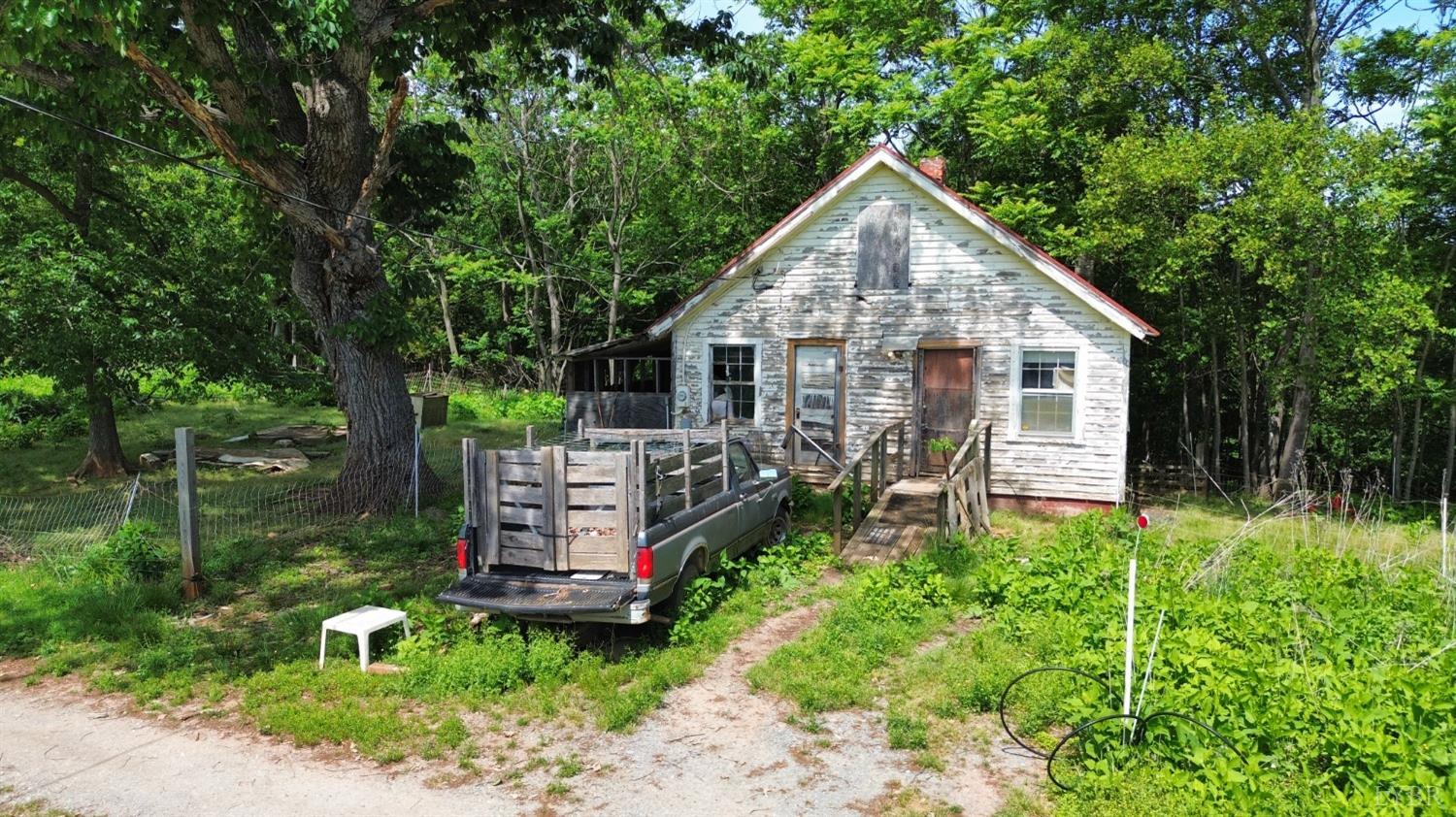 2317 Gallows Road Rd, Gretna, Virginia image 19