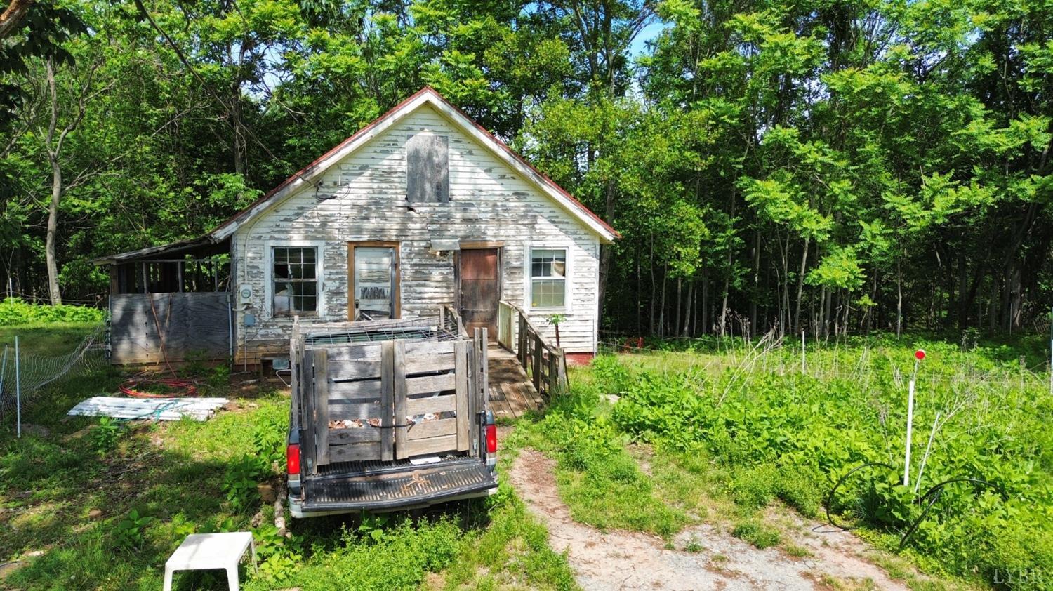 2317 Gallows Road Rd, Gretna, Virginia image 20