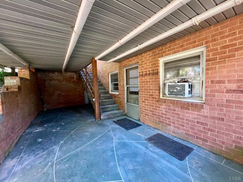 Tiny photo for 103 Cedar Street, Madison Heights, VA 24572 (MLS # 362463)