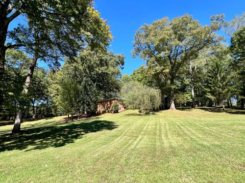 Tiny photo for 103 Cedar Street, Madison Heights, VA 24572 (MLS # 362463)