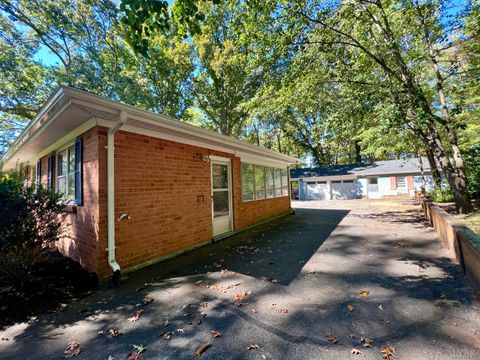 Tiny photo for 103 Cedar Street, Madison Heights, VA 24572 (MLS # 362463)