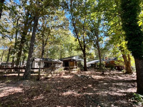 Tiny photo for 103 Cedar Street, Madison Heights, VA 24572 (MLS # 362463)