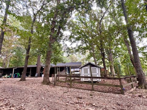 Tiny photo for 103 Cedar Street, Madison Heights, VA 24572 (MLS # 362463)