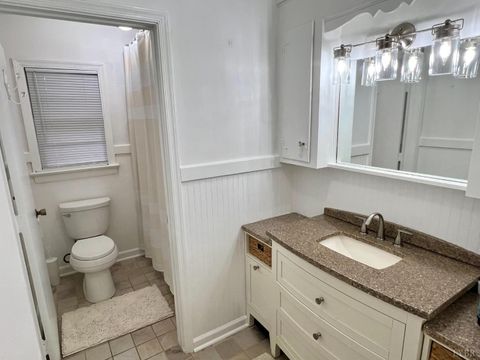 Tiny photo for 103 Cedar Street, Madison Heights, VA 24572 (MLS # 362463)
