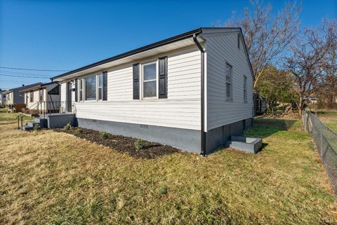 Tiny photo for 1318 5th Street, Altavista, VA 24517 (MLS # 362571)