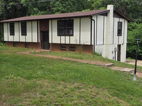 Homes For Sale - 2500 Sunnymeade Road<br/> Rustburg, VA 24588