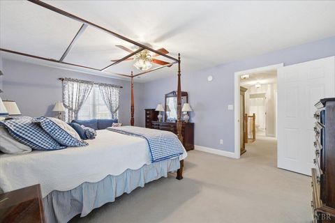 Tiny photo for 283 Oakcroft Drive, Madison Heights, VA 24572 (MLS # 365272)