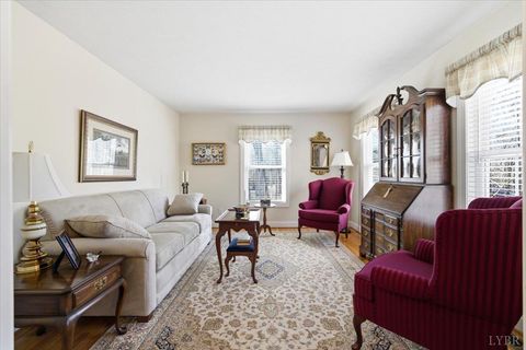 Tiny photo for 283 Oakcroft Drive, Madison Heights, VA 24572 (MLS # 365272)