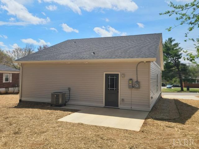 406 Perrymont Avenue, Lynchburg, Virginia image 5