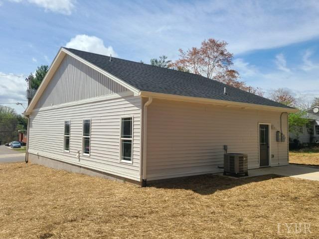 406 Perrymont Avenue, Lynchburg, Virginia image 6