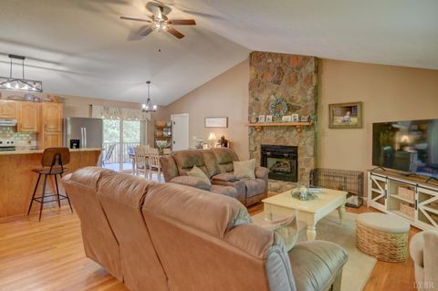 Tiny photo for 151 Anderson Place, Rustburg, VA 24588 (MLS # 366241)