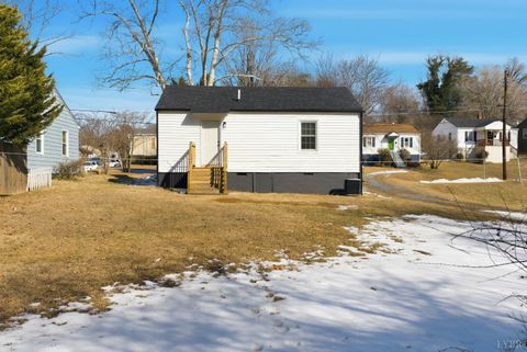 Tiny photo for 1149 Stratford Road, Lynchburg, VA 24502 (MLS # 364358)