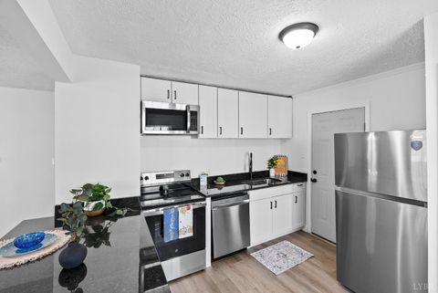 Tiny photo for 1149 Stratford Road, Lynchburg, VA 24502 (MLS # 364358)