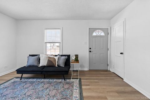 Tiny photo for 1149 Stratford Road, Lynchburg, VA 24502 (MLS # 364358)