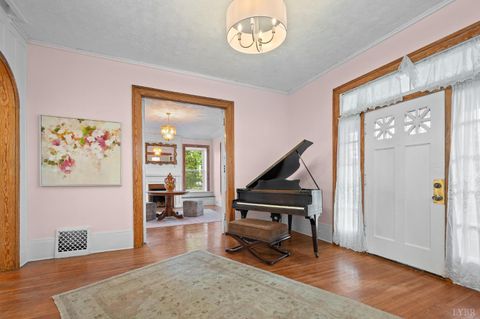 Tiny photo for 824 Floyd Street, Lynchburg, VA 24501 (MLS # 366101)
