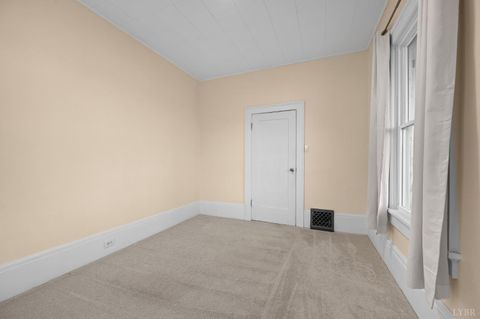 Tiny photo for 824 Floyd Street, Lynchburg, VA 24501 (MLS # 366101)