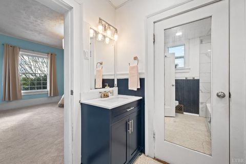 Tiny photo for 824 Floyd Street, Lynchburg, VA 24501 (MLS # 366101)