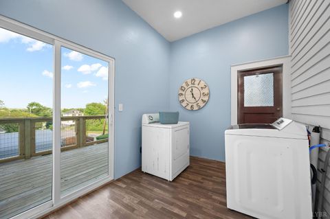 Tiny photo for 824 Floyd Street, Lynchburg, VA 24501 (MLS # 366101)