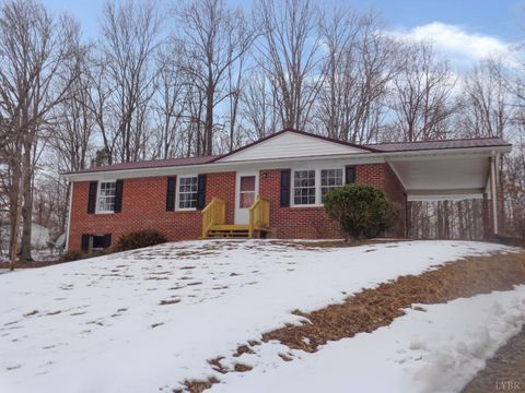 Tiny photo for 1136 Staunton Hill Road, Brookneal, VA 24528 (MLS # 364412)