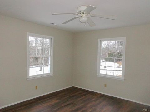Tiny photo for 1136 Staunton Hill Road, Brookneal, VA 24528 (MLS # 364412)