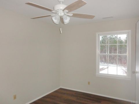 Tiny photo for 1136 Staunton Hill Road, Brookneal, VA 24528 (MLS # 364412)