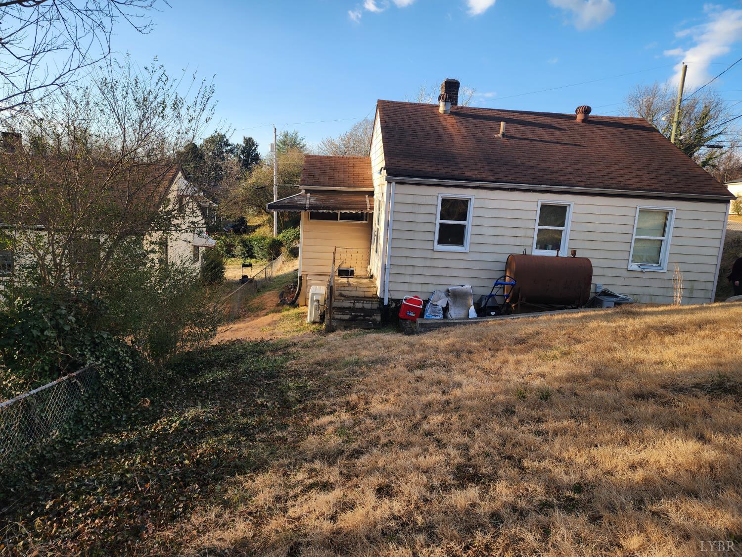 1612 Monsview Pl, Lynchburg, Virginia image 4