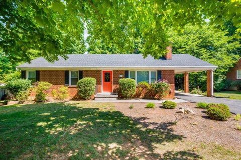 Homes For Sale - 7010 Richland Drive<br/> Lynchburg, VA 24502