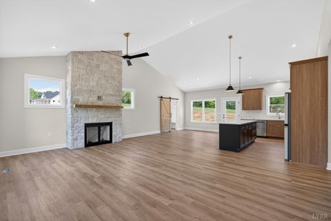 Tiny photo for 9041 Stonewall Road, Appomattox, VA 24522 (MLS # 366328)