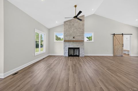 Tiny photo for 9041 Stonewall Road, Appomattox, VA 24522 (MLS # 366328)