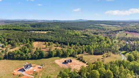 Tiny photo for 9041 Stonewall Road, Appomattox, VA 24522 (MLS # 366328)