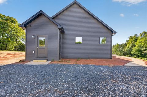 Tiny photo for 9041 Stonewall Road, Appomattox, VA 24522 (MLS # 366328)