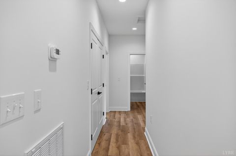 Tiny photo for 9041 Stonewall Road, Appomattox, VA 24522 (MLS # 366328)