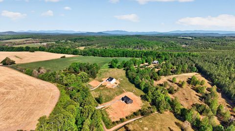 Tiny photo for 9041 Stonewall Road, Appomattox, VA 24522 (MLS # 366328)