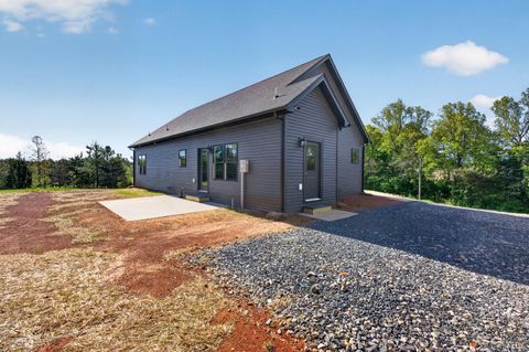 Tiny photo for 9041 Stonewall Road, Appomattox, VA 24522 (MLS # 366328)
