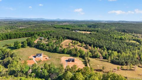 Tiny photo for 9041 Stonewall Road, Appomattox, VA 24522 (MLS # 366328)