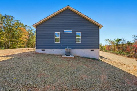 Tiny photo for 2180 Earley Farm Road, Amherst, VA 24521 (MLS # 362737)