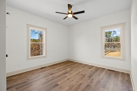 Tiny photo for 2180 Earley Farm Road, Amherst, VA 24521 (MLS # 362737)