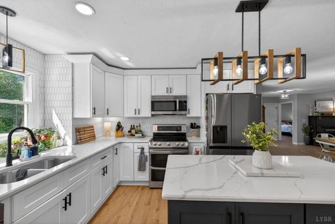 Tiny photo for 1161 Deer Creek Drive Dr, Bedford, VA 24523 (MLS # 365905)