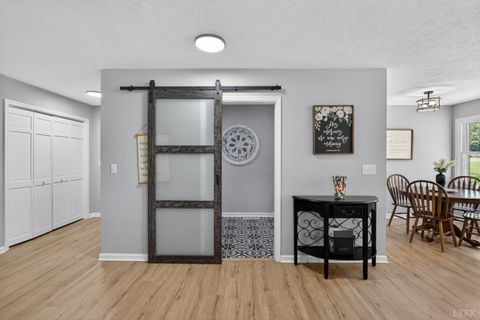 Tiny photo for 1161 Deer Creek Drive Dr, Bedford, VA 24523 (MLS # 365905)