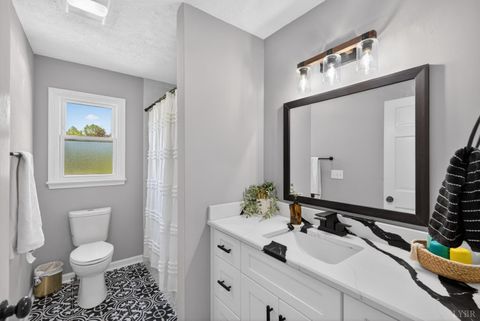 Tiny photo for 1161 Deer Creek Drive Dr, Bedford, VA 24523 (MLS # 365905)