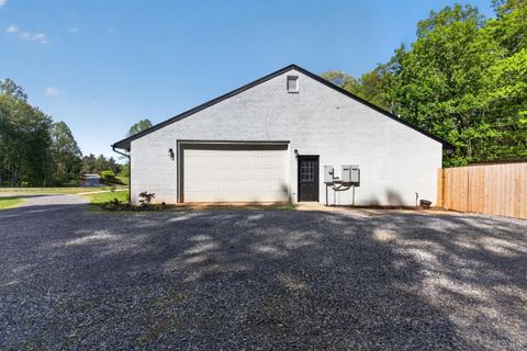 Tiny photo for 1161 Deer Creek Drive Dr, Bedford, VA 24523 (MLS # 365905)