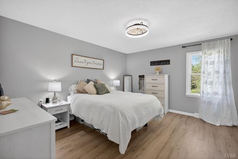 Tiny photo for 1161 Deer Creek Drive Dr, Bedford, VA 24523 (MLS # 365905)