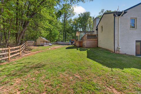 Tiny photo for 1161 Deer Creek Drive Dr, Bedford, VA 24523 (MLS # 365905)