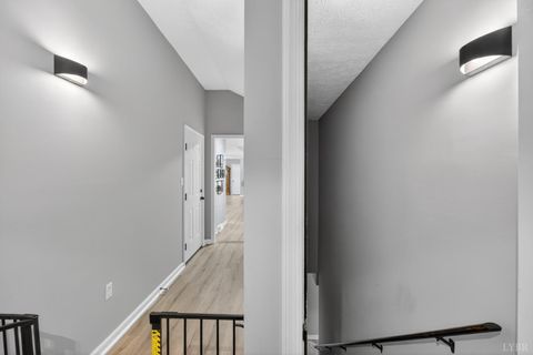 Tiny photo for 1161 Deer Creek Drive Dr, Bedford, VA 24523 (MLS # 365905)