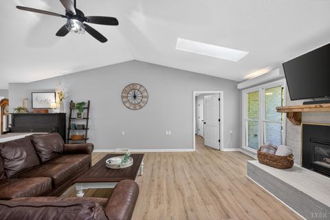 Tiny photo for 1161 Deer Creek Drive Dr, Bedford, VA 24523 (MLS # 365905)