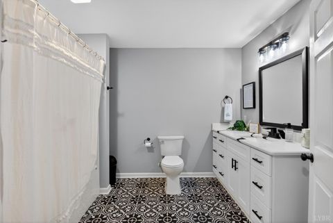 Tiny photo for 1161 Deer Creek Drive Dr, Bedford, VA 24523 (MLS # 365905)