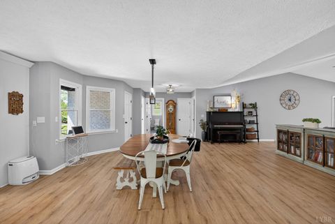 Tiny photo for 1161 Deer Creek Drive Dr, Bedford, VA 24523 (MLS # 365905)