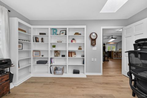 Tiny photo for 1161 Deer Creek Drive Dr, Bedford, VA 24523 (MLS # 365905)