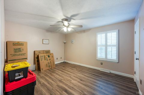 Tiny photo for 1908 Prophet Road, Goode, VA 24556 (MLS # 364201)