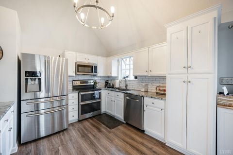 Tiny photo for 1908 Prophet Road, Goode, VA 24556 (MLS # 364201)